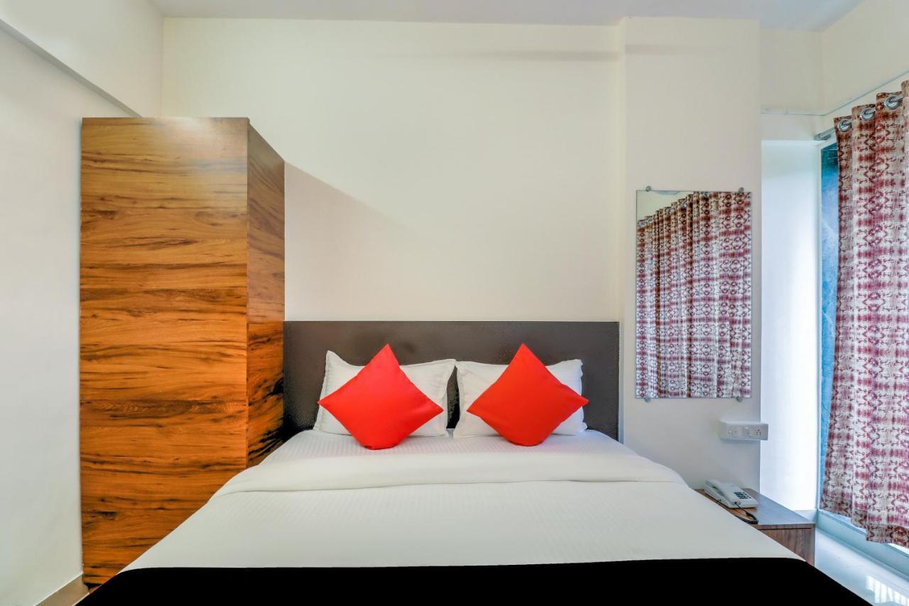 Hotel Crystal Inn Mumbai Exterior photo