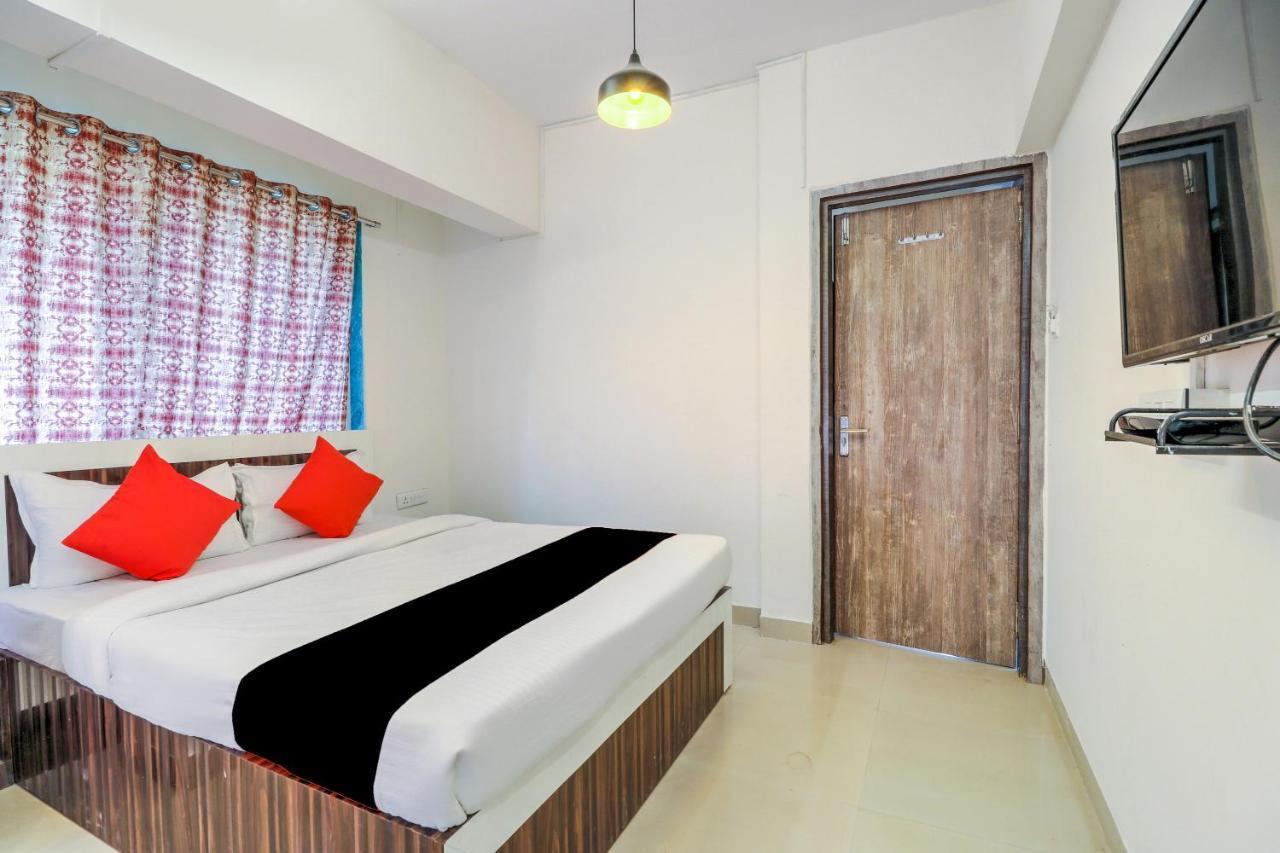 Hotel Crystal Inn Mumbai Exterior photo